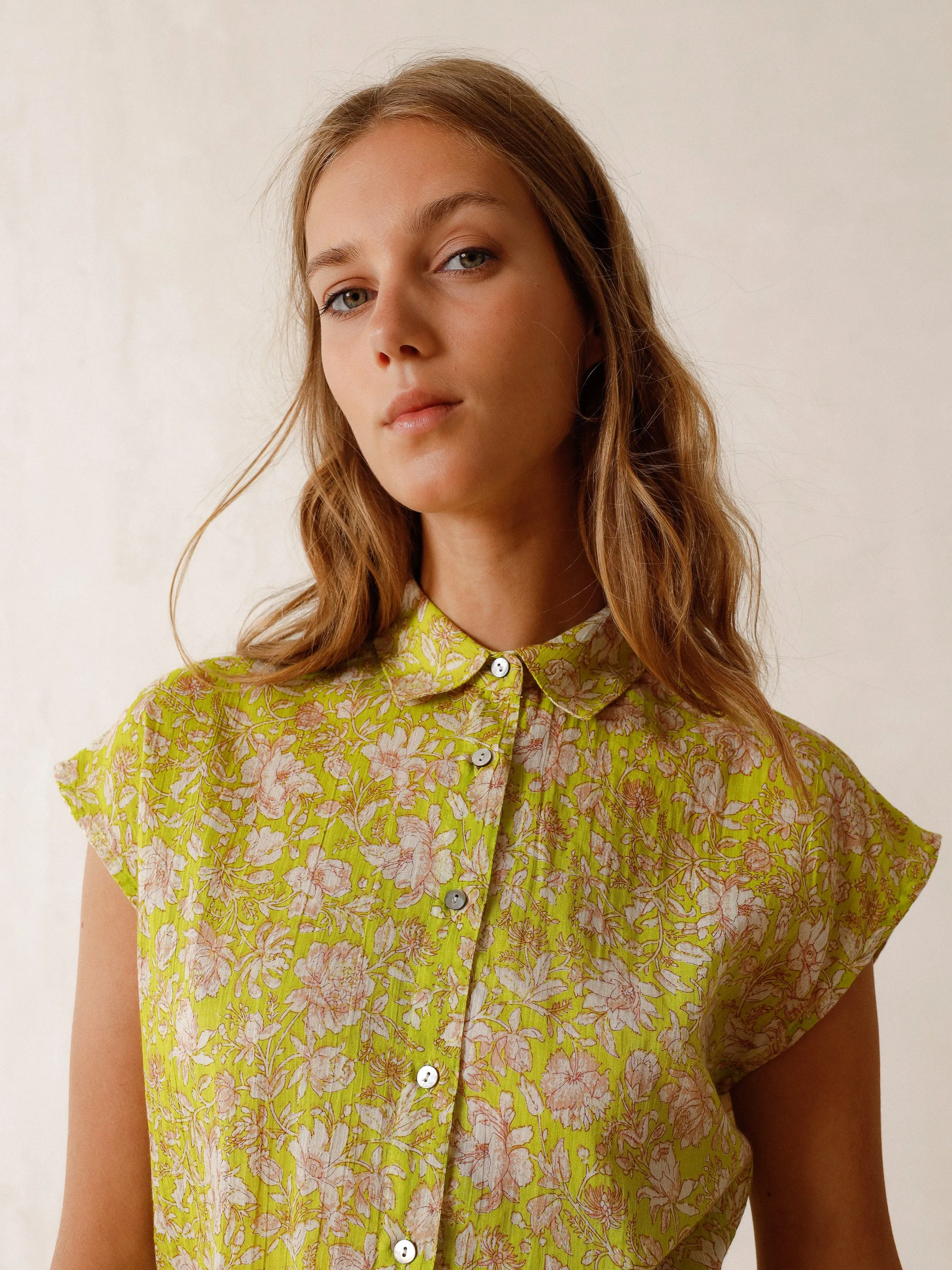 Indi & Cold Cap Sleeve Shirt in Fluoro Lime