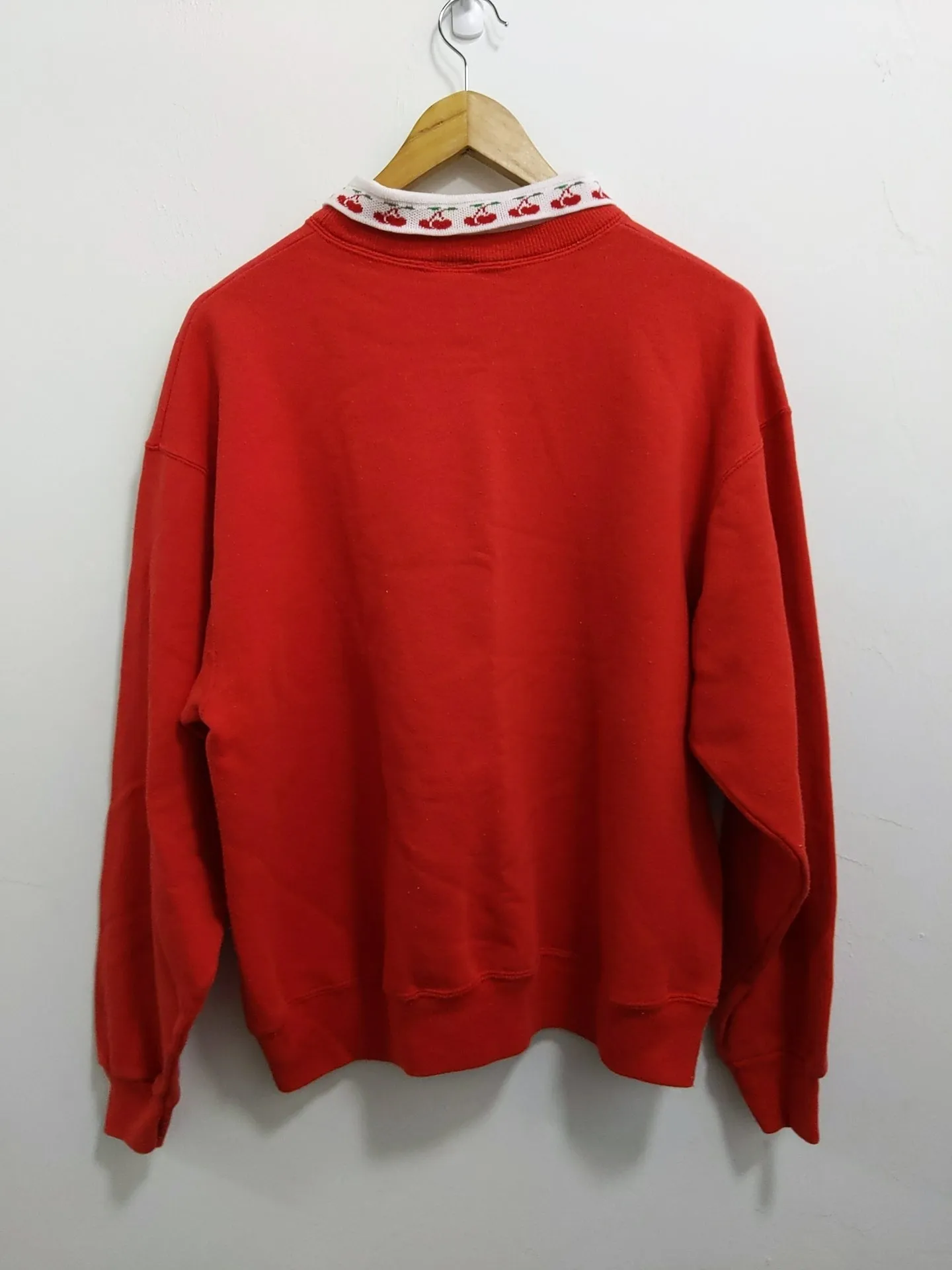 [L] Vintage Cherry Festival Pullover Sweatshirt